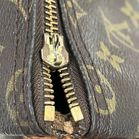 Authentic Louis Vuitton speedy monogram - Picture 10 of 16
